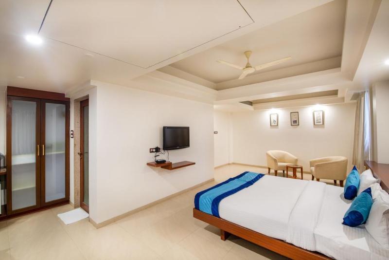 Hotel Mint Montvert Baner Pune Exterior foto